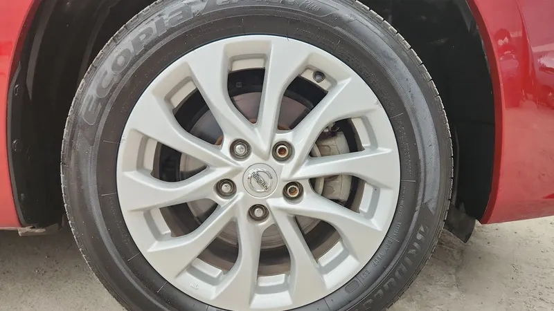 Nissan Sentra 2018