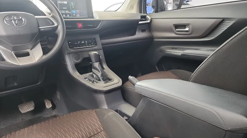 Toyota Avanza 2023