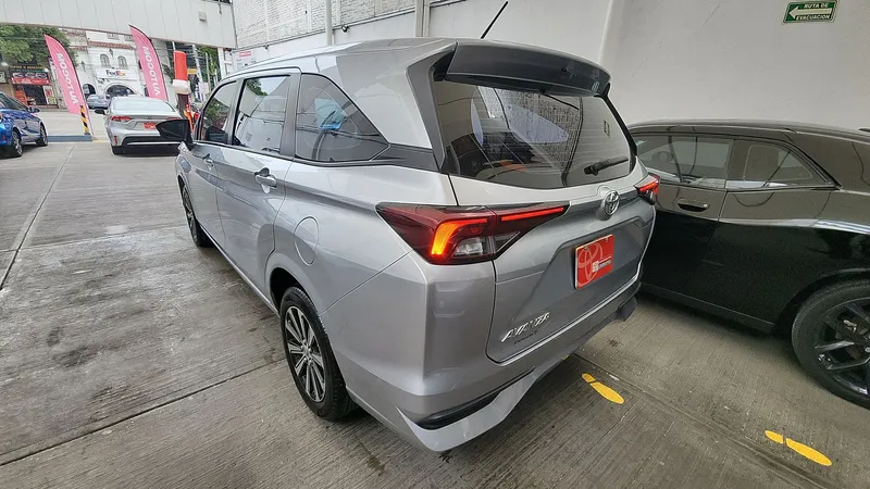 Toyota Avanza 2023