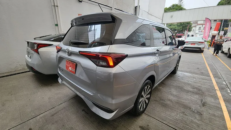 Toyota Avanza 2023