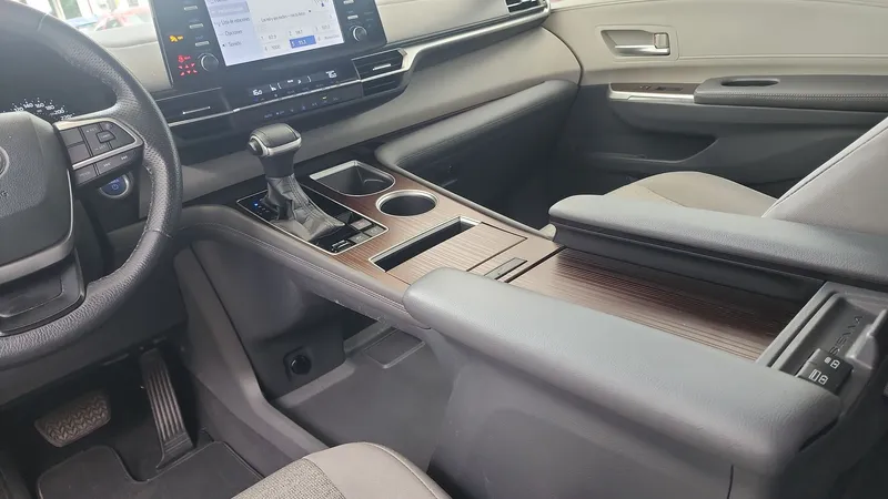 Toyota Sienna 2021