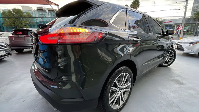 Ford Edge 2022