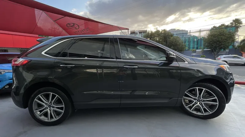 Ford Edge 2022