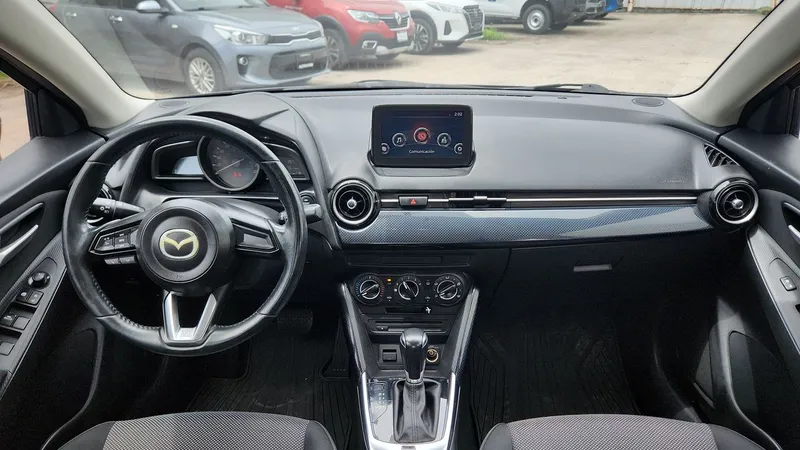 Mazda Mazda 2 2019