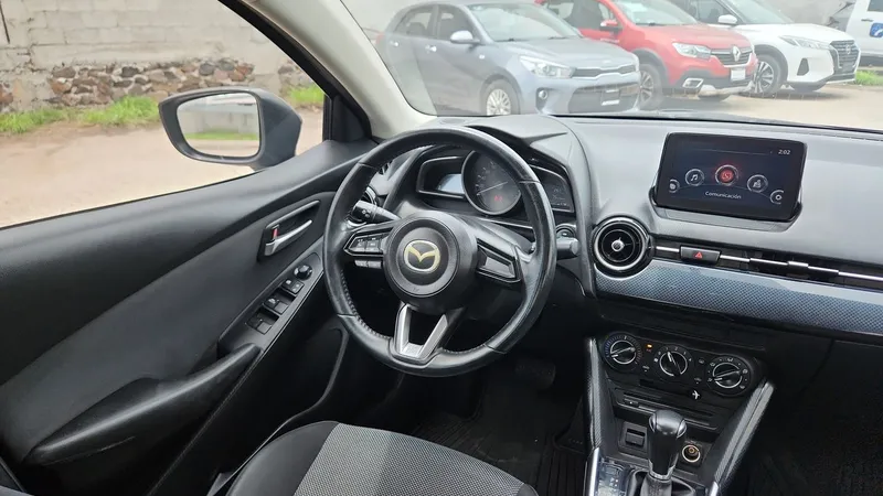 Mazda Mazda 2 2019