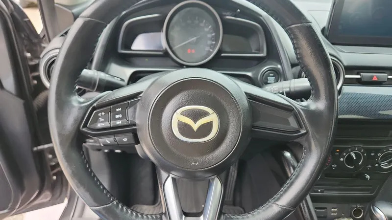 Mazda Mazda 2 2019