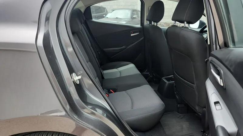 Mazda Mazda 2 2019