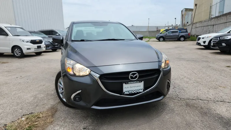 Mazda Mazda 2 2019