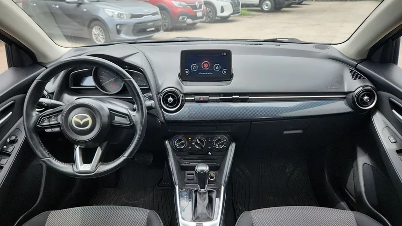 Mazda Mazda 2 2019
