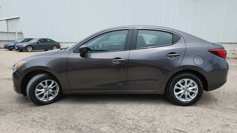 Mazda Mazda 2 2019
