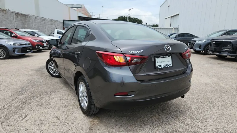 Mazda Mazda 2 2019