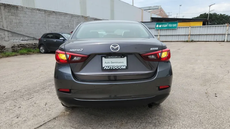 Mazda Mazda 2 2019