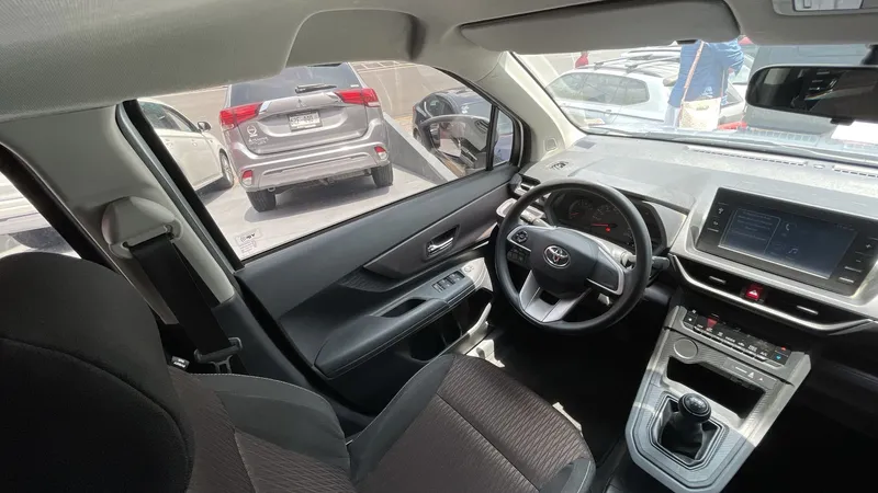 Toyota Avanza 2023