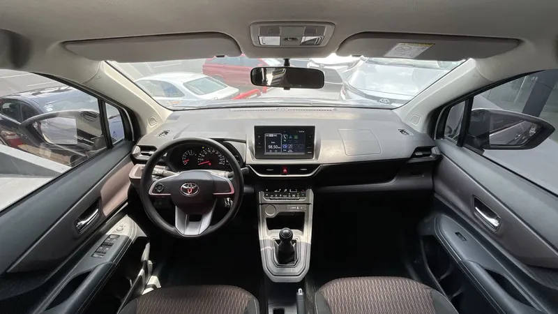 Toyota Avanza 2023