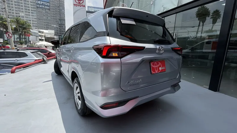 Toyota Avanza 2023