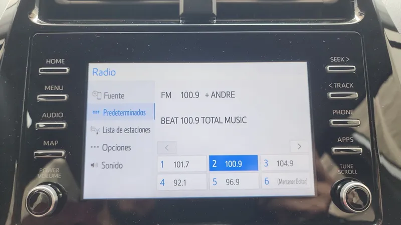 Toyota Prius 2021