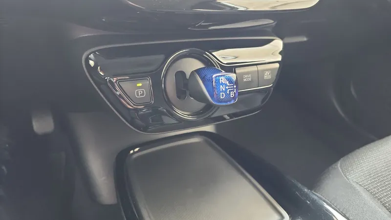 Toyota Prius 2021