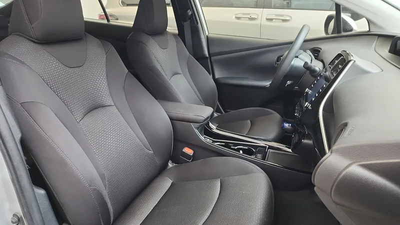 Toyota Prius 2021