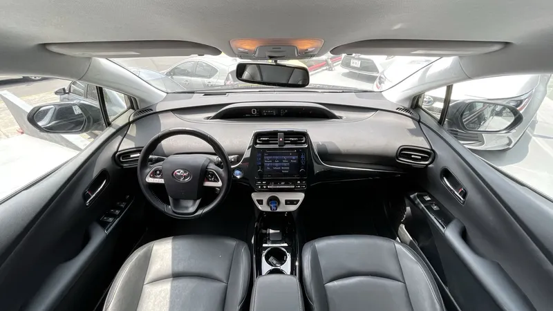 Toyota Prius 2018