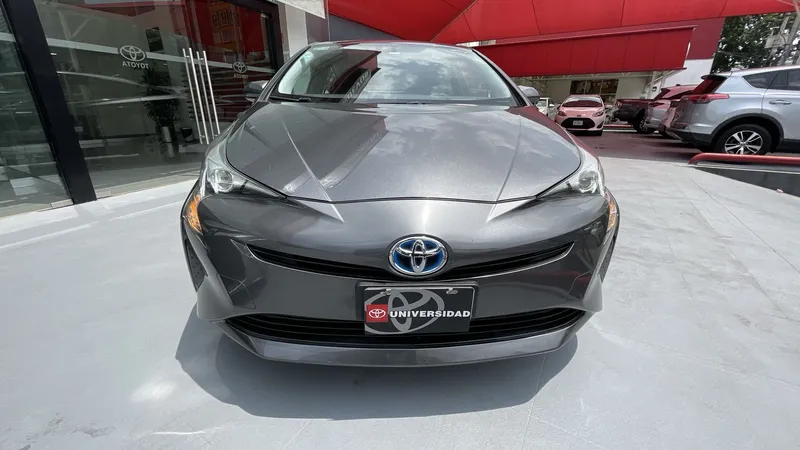 Toyota Prius 2018