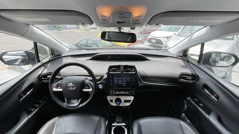 Toyota Prius 2018