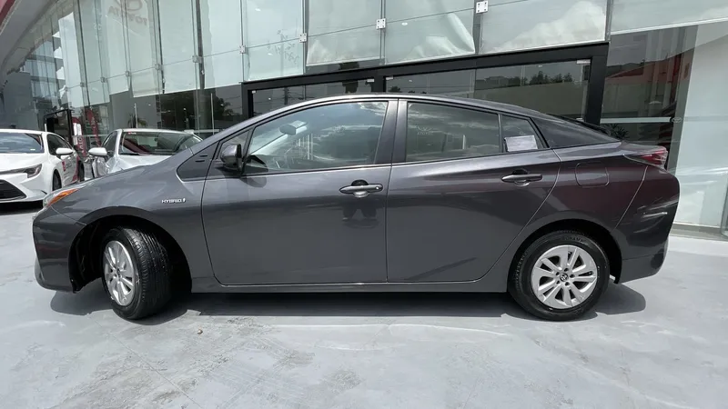 Toyota Prius 2018