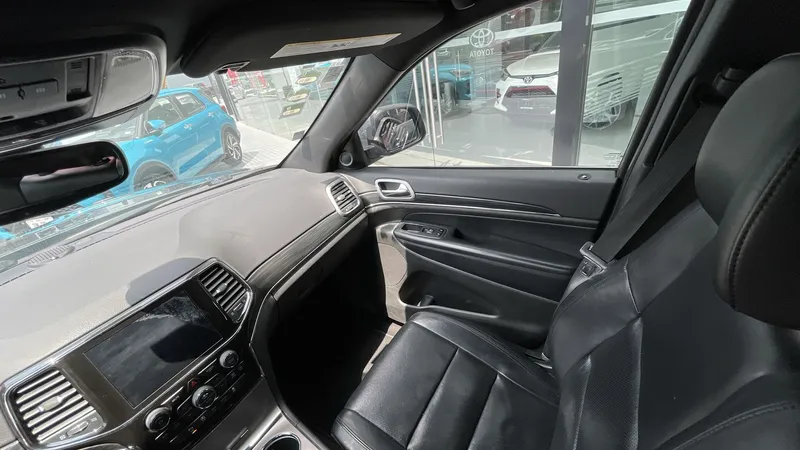 Jeep Grand Cherokee 2021