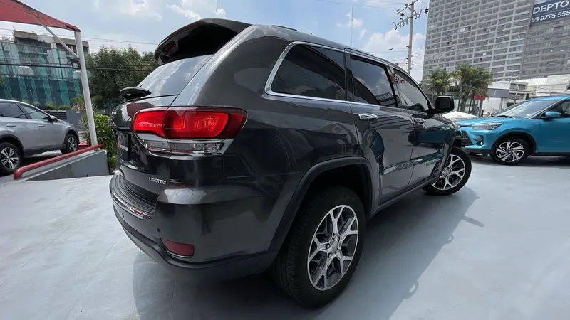 Jeep Grand Cherokee 2021