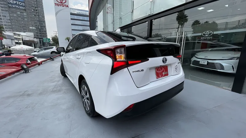Toyota Prius 2022