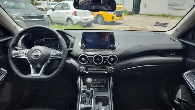 Nissan Sentra 2024