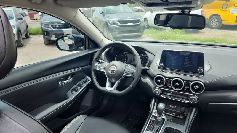 Nissan Sentra 2024