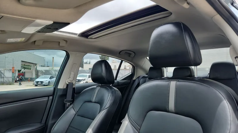 Nissan Sentra 2024
