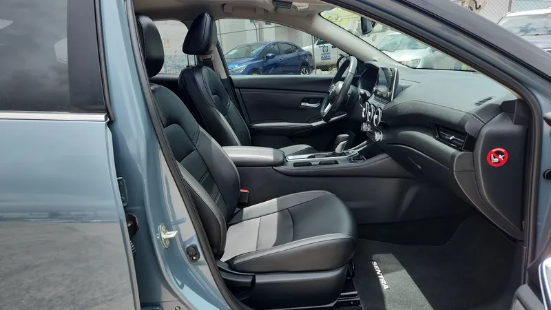 Nissan Sentra 2024