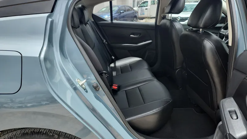 Nissan Sentra 2024