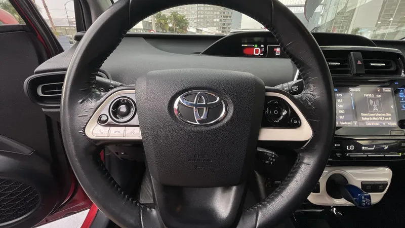 Toyota Prius 2018