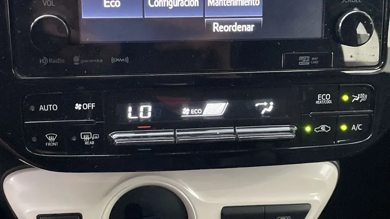 Toyota Prius 2018