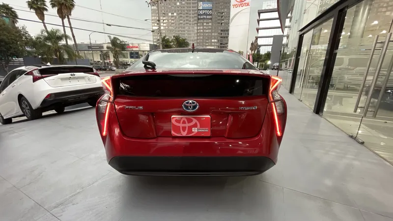 Toyota Prius 2018
