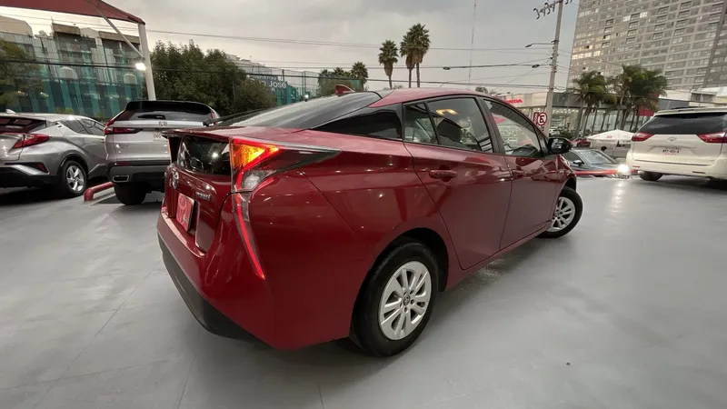 Toyota Prius 2018