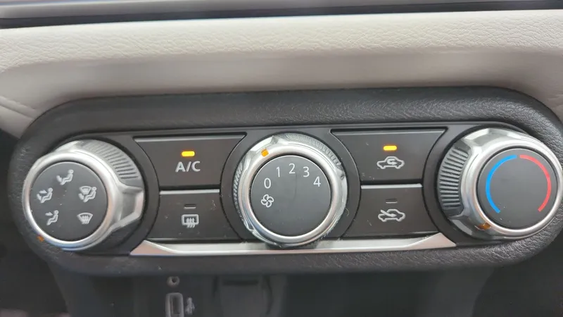 Nissan Versa 2022