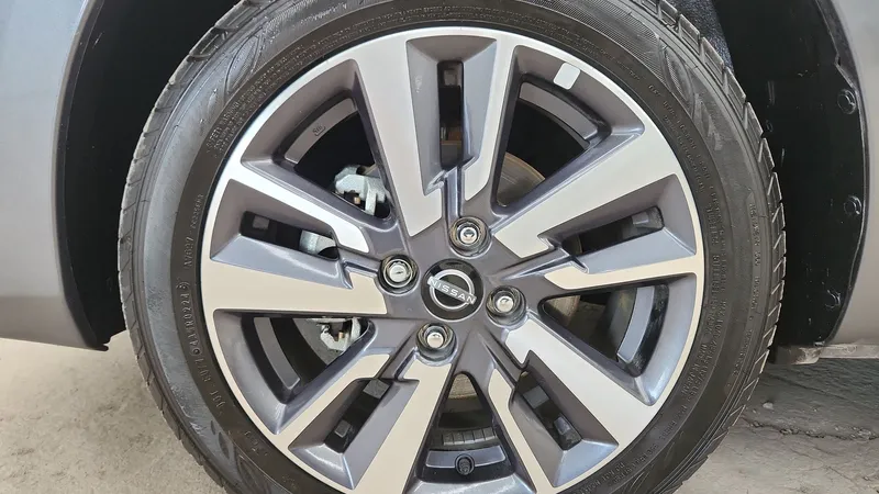 Nissan March 2024