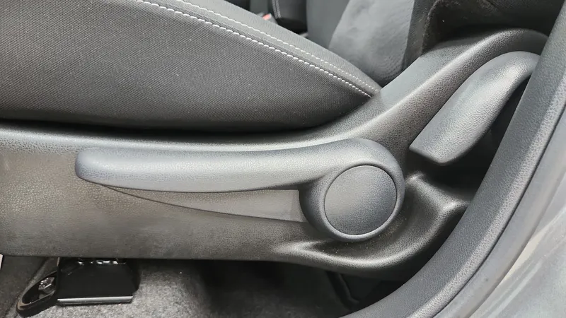 Nissan March 2024