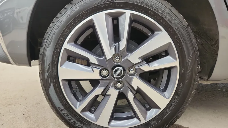 Nissan March 2024