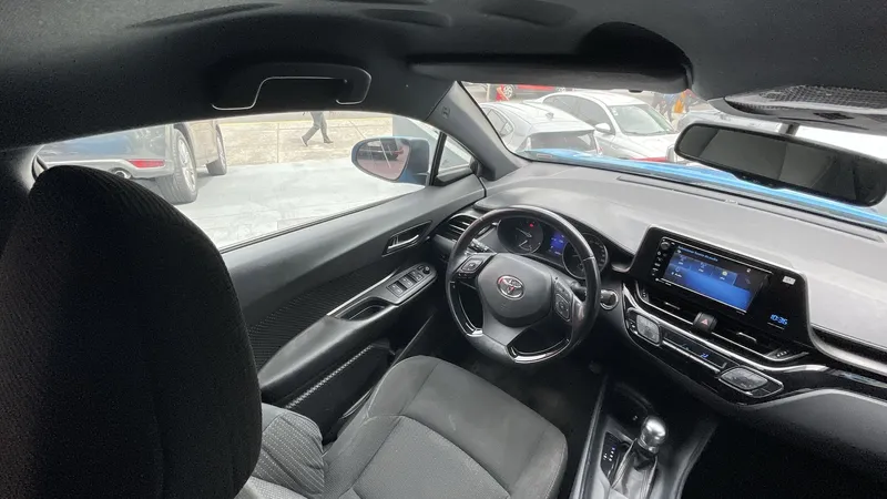 Toyota C-hr 2019