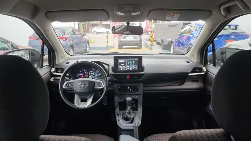 Toyota Avanza 2023