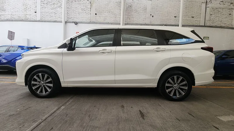 Toyota Avanza 2023