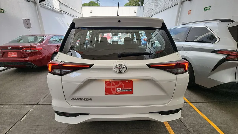 Toyota Avanza 2023