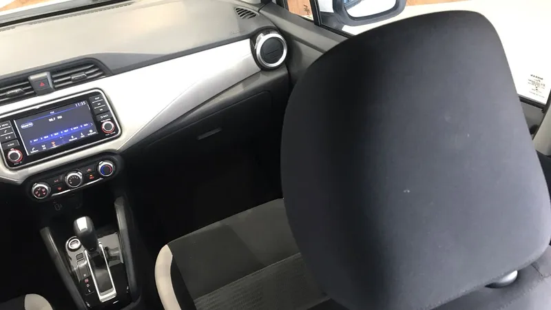 Nissan Versa 2021