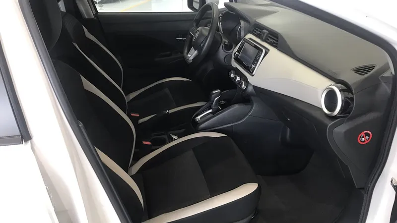 Nissan Versa 2021