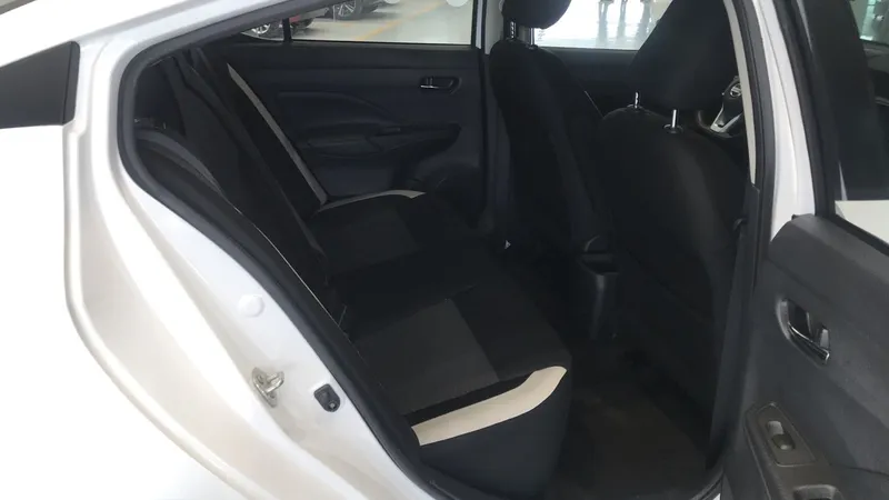 Nissan Versa 2021