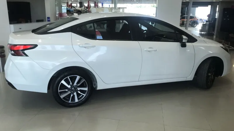 Nissan Versa 2021